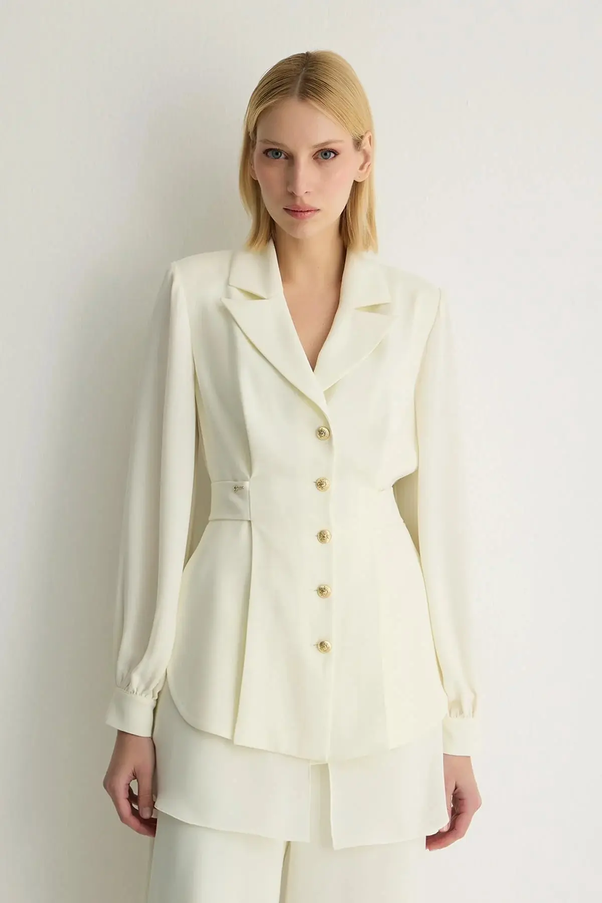 Freja Tailored Button-Front Jacket – Ecru, photo 2